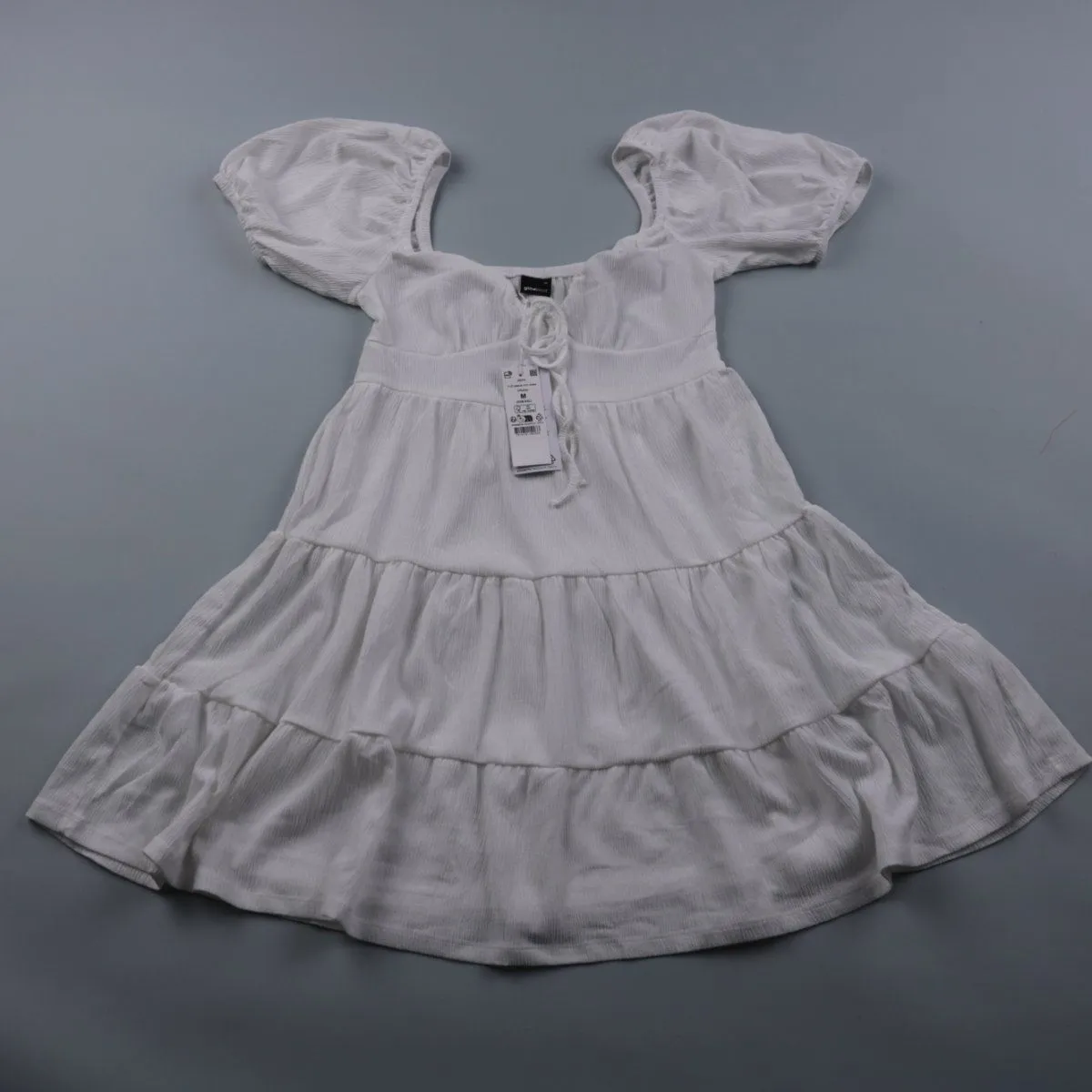 платье Gina Tricot